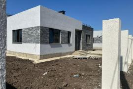 Дом 88кв.м на 4,43сот. ИЖС