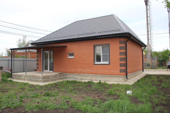 Дом  75 кв.м 4 сотки. Ростовское шоссе