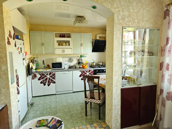 3 кв.кв 78 кв.м р-н ККБ № 1