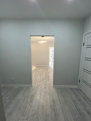 Мини 2-к квартира в ЖК Россинский парк