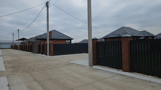 Дом с Газом180 кв.м. 6 соток ИЖС в Ин...