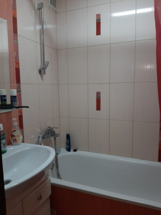 4-к. квартира, 82 м², 3/10 эт. Восточ...