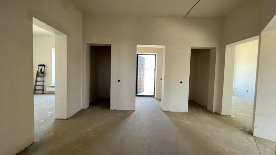 Дом 120кв.м 6 сот. КП Трава